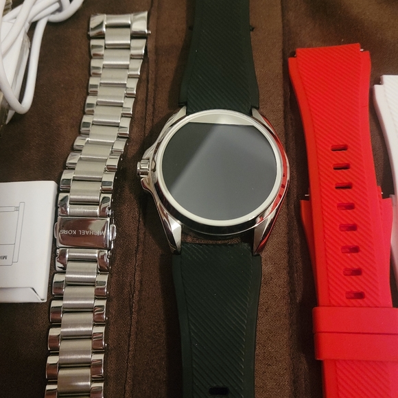 Micheal Kors Womens Access Bradshaw Watch